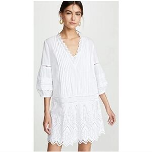 Club Monaco Classic White Apparel